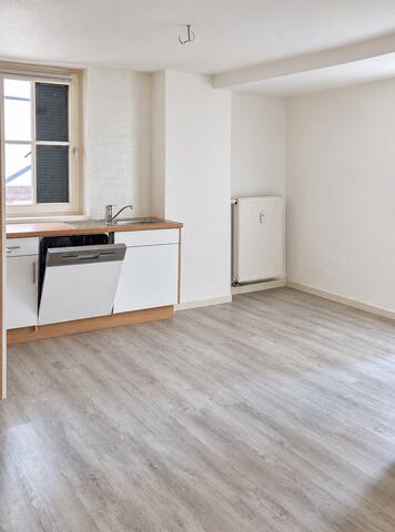 2-Zimmer-Wohnung in historischem Mehrfamilienhaus
