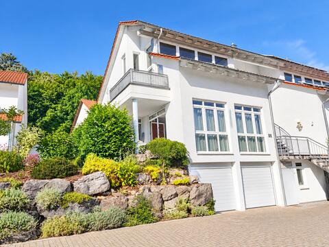 3-Zimmer-Dachgeschosswohnung mit Balkon in Iselshausen