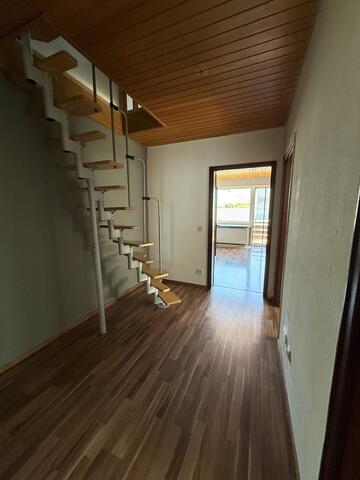 Gemütliche 2-Zimmer-Dachgeschosswohnung mit Balkon