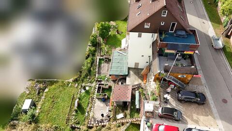 Großzügiges Mehrfamilienhaus mit Entwicklungspotenzial